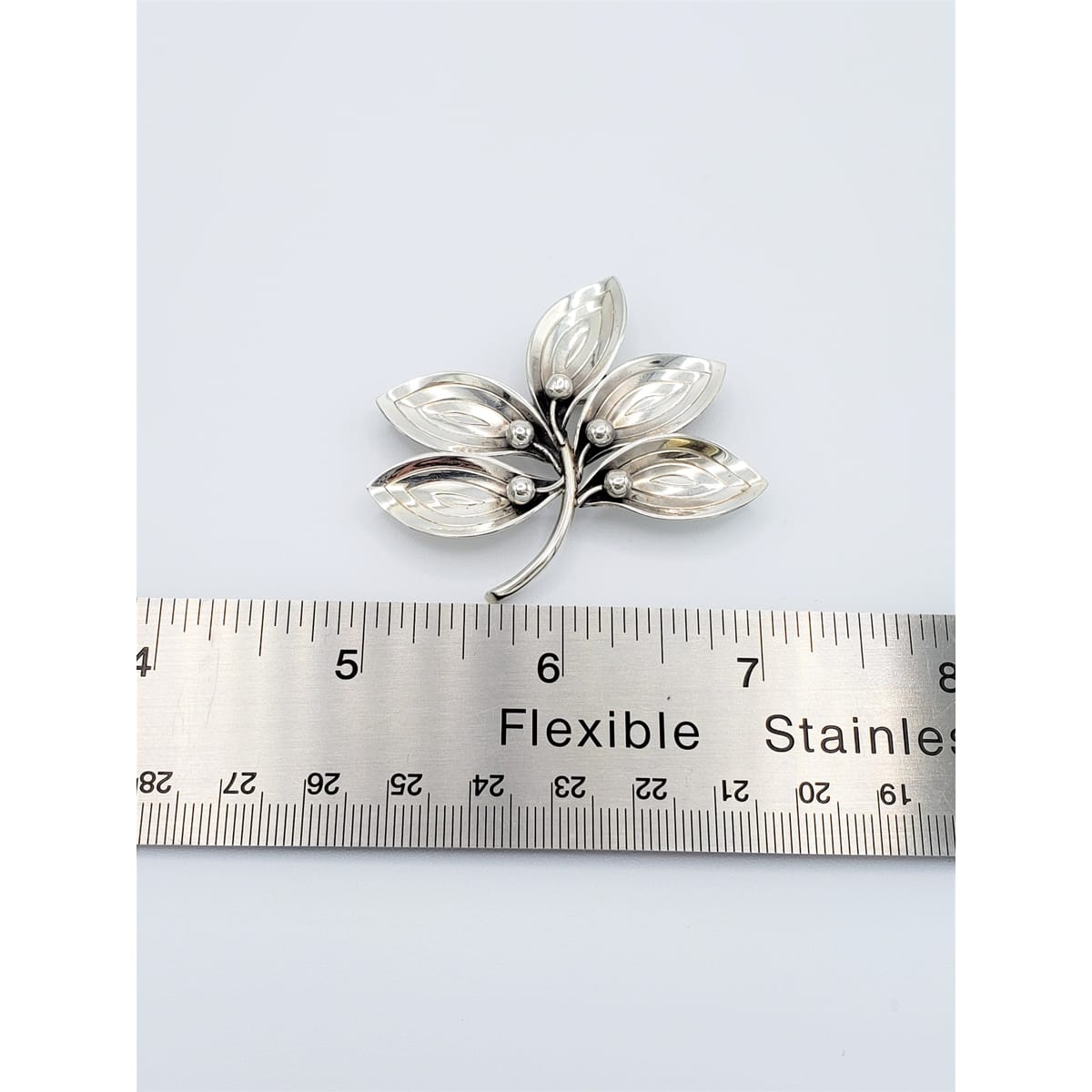 A &amp; K Denmark Jewelry Denmark Designer Aarre Krogh A&amp;K Sterling Silver 5 Leaf Brooch Pendant 1950s