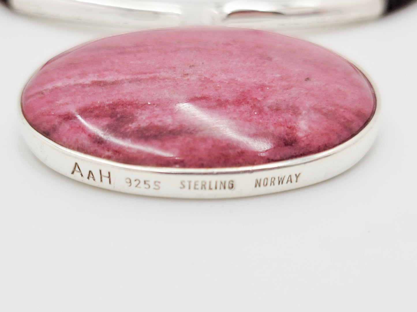 Aanund Havstad Jewelry Norway Aanund Havstad Sterling Dark Pink Agate Modernist Necklace 1970s