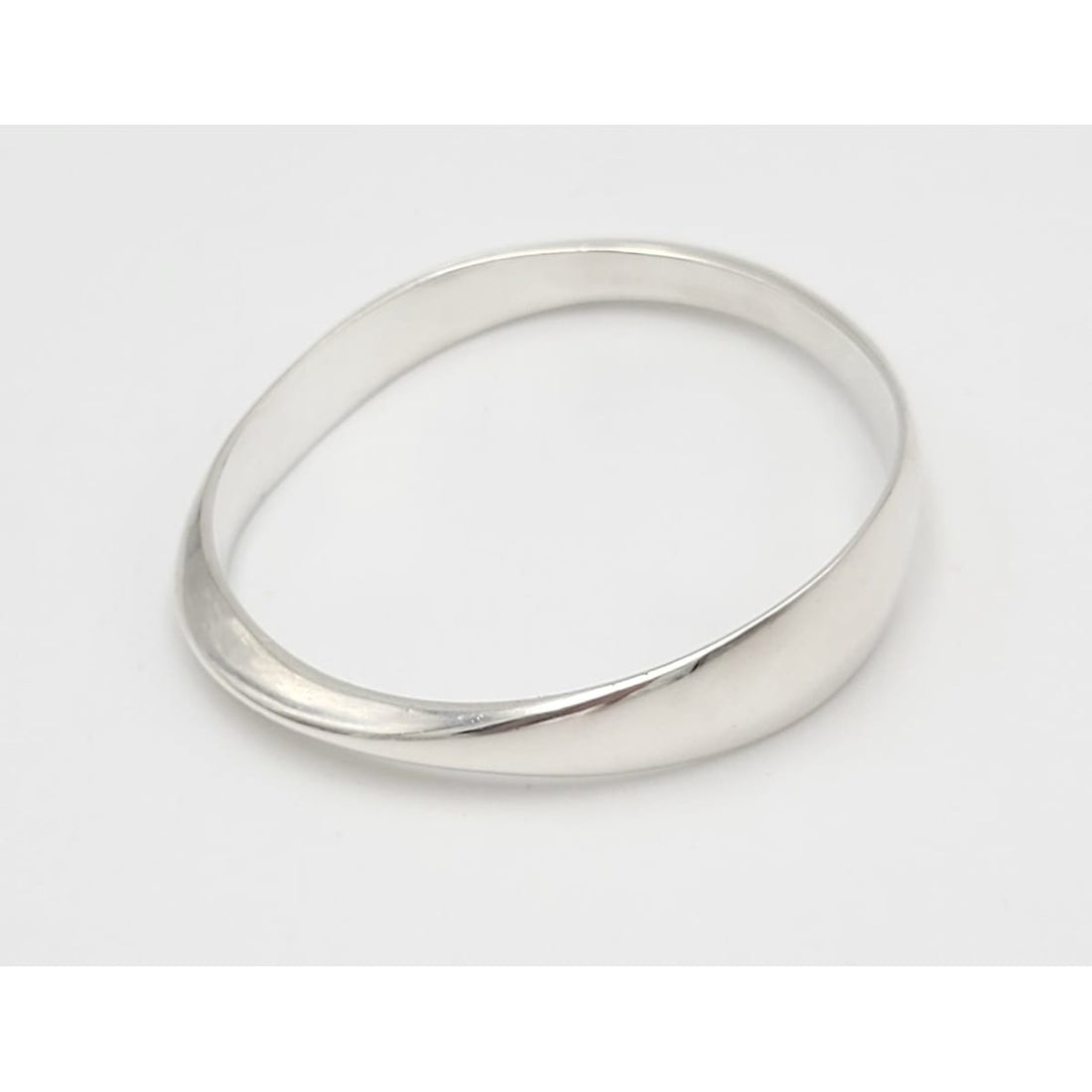 David Andersen Jewelry Norwegian Bjorn Sigurd Østern for David Andersen Modernist Sterling Bangle 1960s