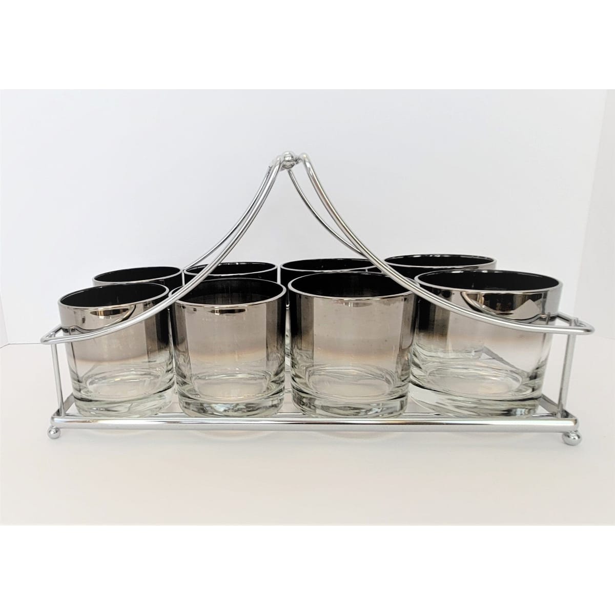 Dorothy Thorpe Barware Fab MCM Rocks Highball Thorpe Style Silver Fade Glassware Set of 8 in Chrome Caddy