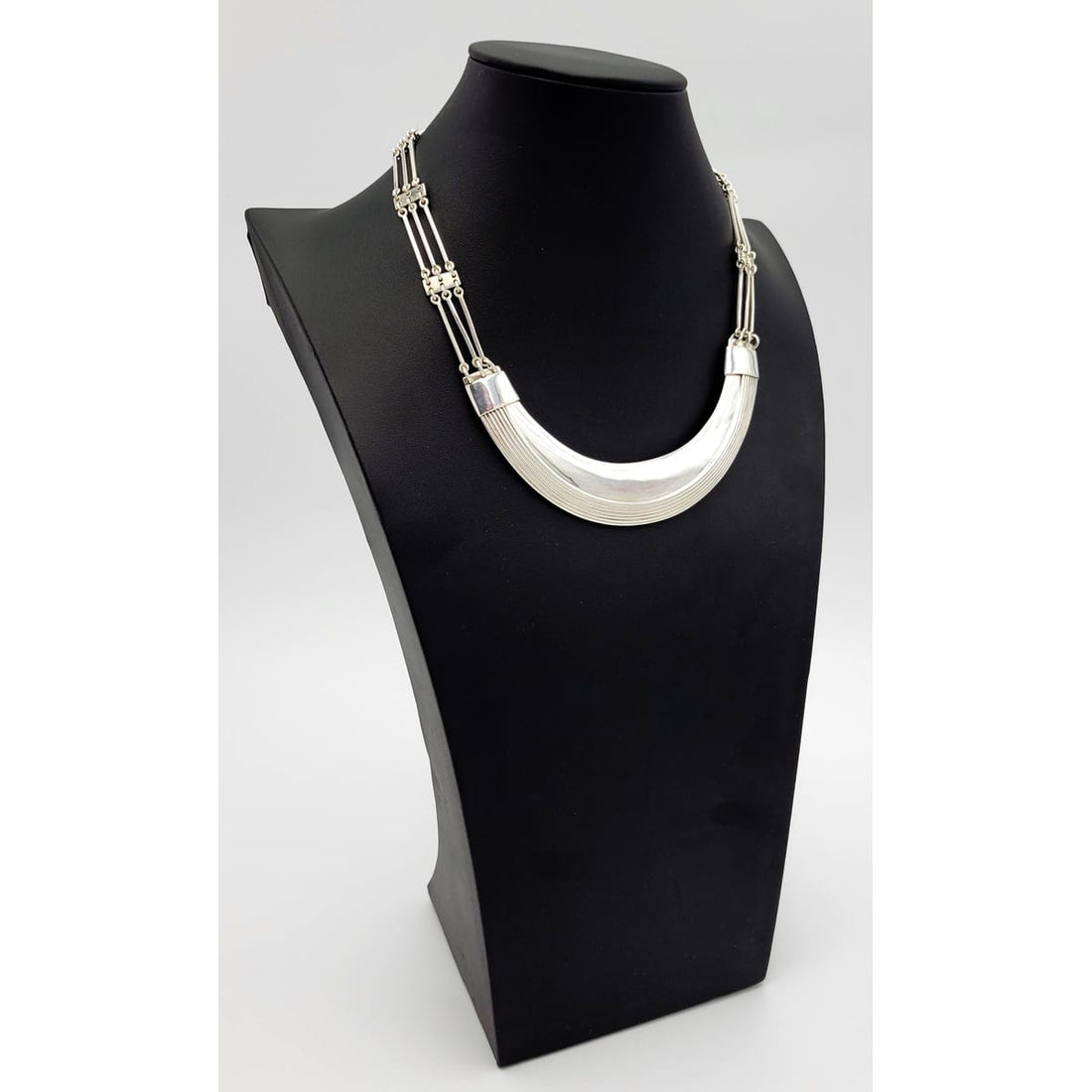 Erika Hult de Corral "Ric" Jewelry Superb Taxco Erika Hult de Corral "Ric" Sterling Modernist Statement Necklace 1980s