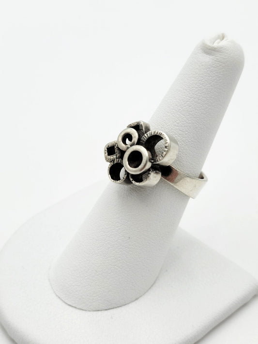 Isaac Cohen Jewelry RARE Isaac Cohen ICO Sweden Sterling Modernist Abstract 3-D Circles Ring 1968