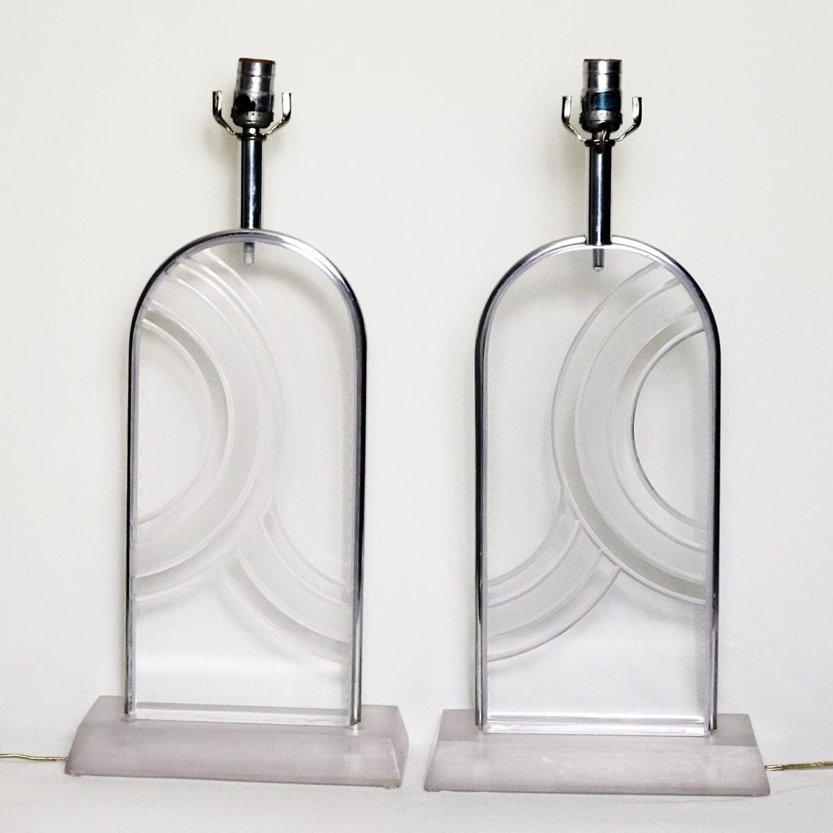 Karl Springer Lighting MCM Karl Springer Heavy Solid Lucite Carved Abstract Design Table Lamp Set