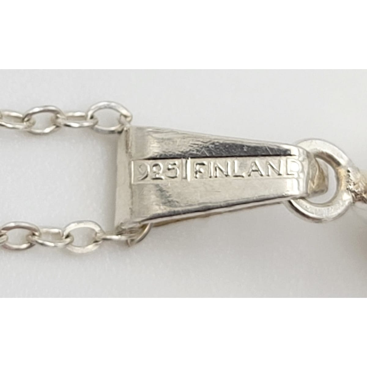 Kultaseppa Salovaara Jewelry Kultaseppa Salovaara Finland Modernist Sterling &amp; Amethyst Necklace C 1980s