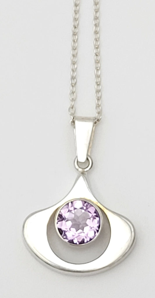 Kultaseppa Salovaara Jewelry Kultaseppa Salovaara Finland Modernist Sterling & Amethyst Pendant Necklace