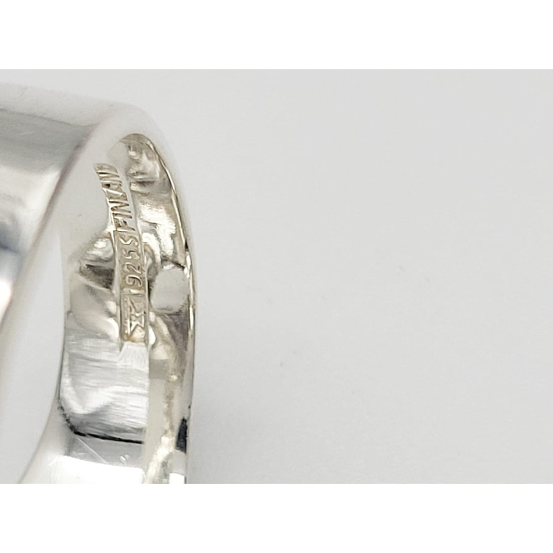Kupittaan Kulta Jewelry Kupittaan Kulta Finland E Kauppi Sterling XL Biomorphic Modernist Ring 1960s