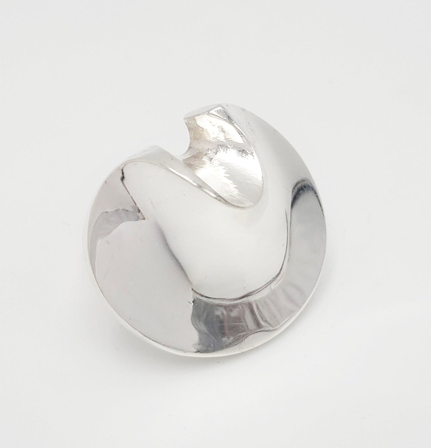 Matti J Hyvarinen Jewelry Matti J Hyvärinen Sirokoru Finland Modernist Fortune Cookie Sterling Cocktail Ring 1974