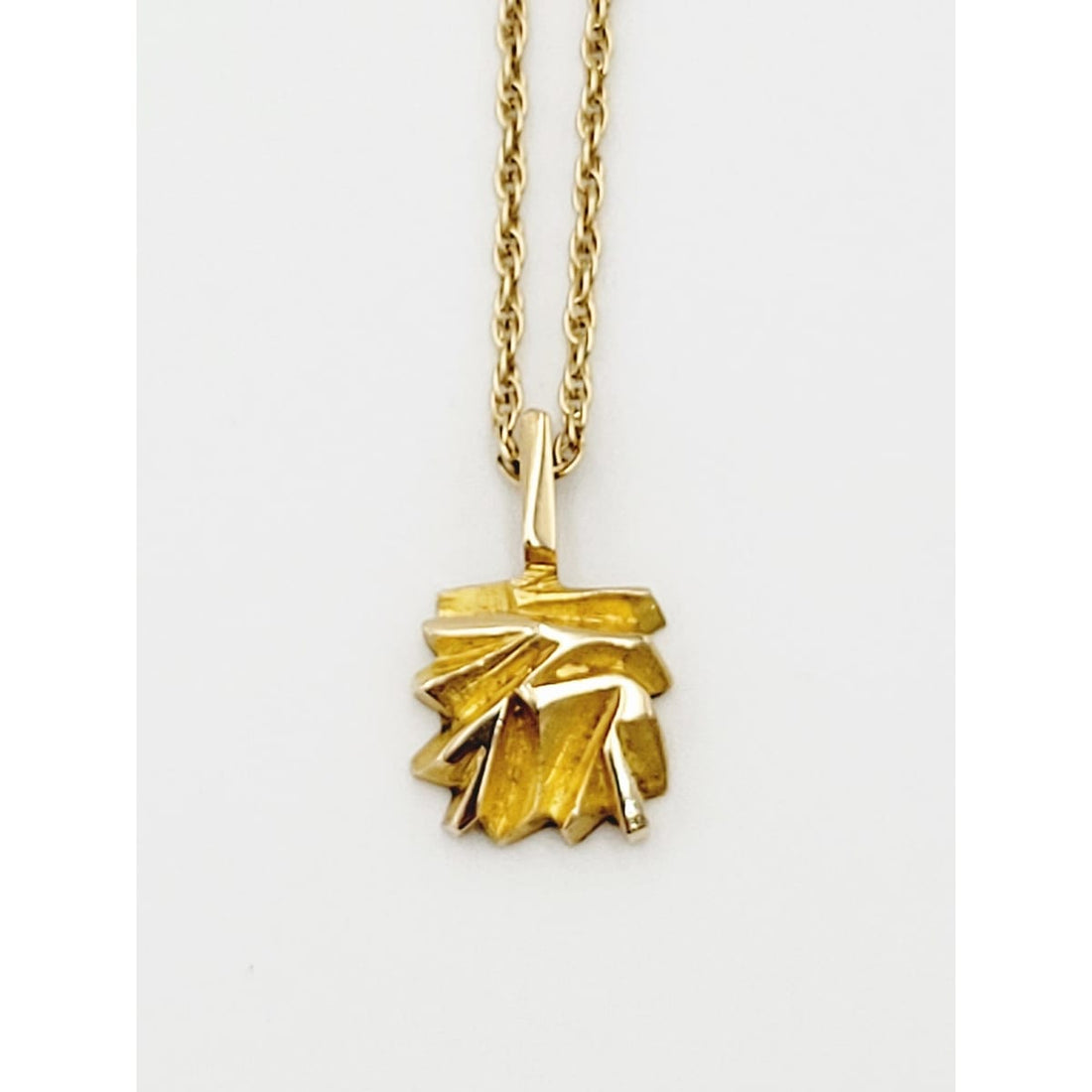 Matti J Hyvarinen Jewelry RARE Finnish Matti Hyvärinen Sirokoru 14K Gold Abstract Modernist Necklace 1971