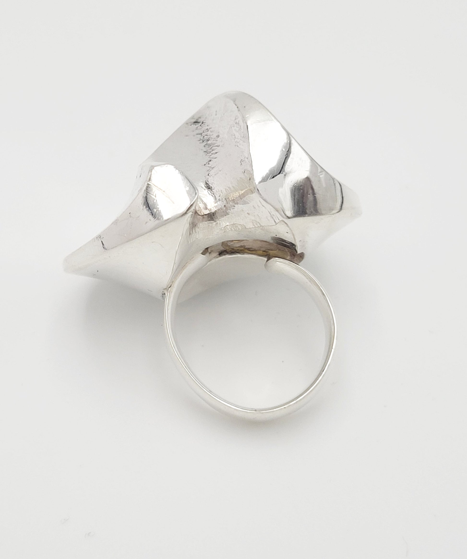 Matti J Hyvarinen Jewelry RARE MJH Sirokoru Finland HUGE Modernist Sterling Fortune Cookie Ring 1973