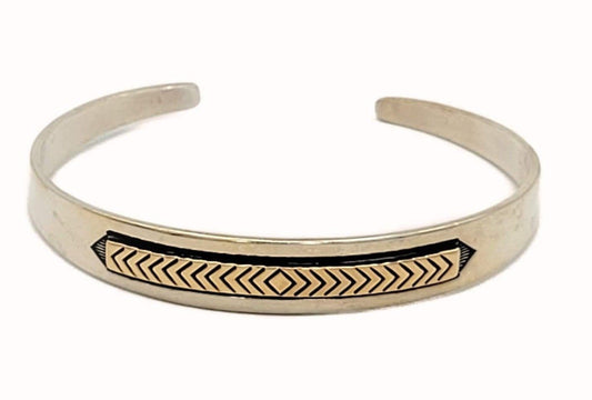 MM Rogers Jewelry 925S & 14k Gold J. Yazzie Navajo for MM Rogers Unisex Cuff Bracelet Circa 1980s