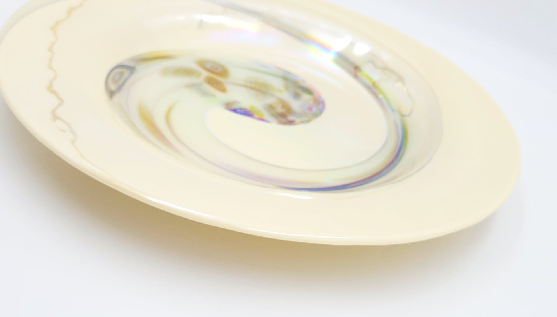Murano Italy Centerpiece Decorative Bowl Giant Italian Murano Venezia Millefiori Cream Colored Centerpiece Plate 1990s