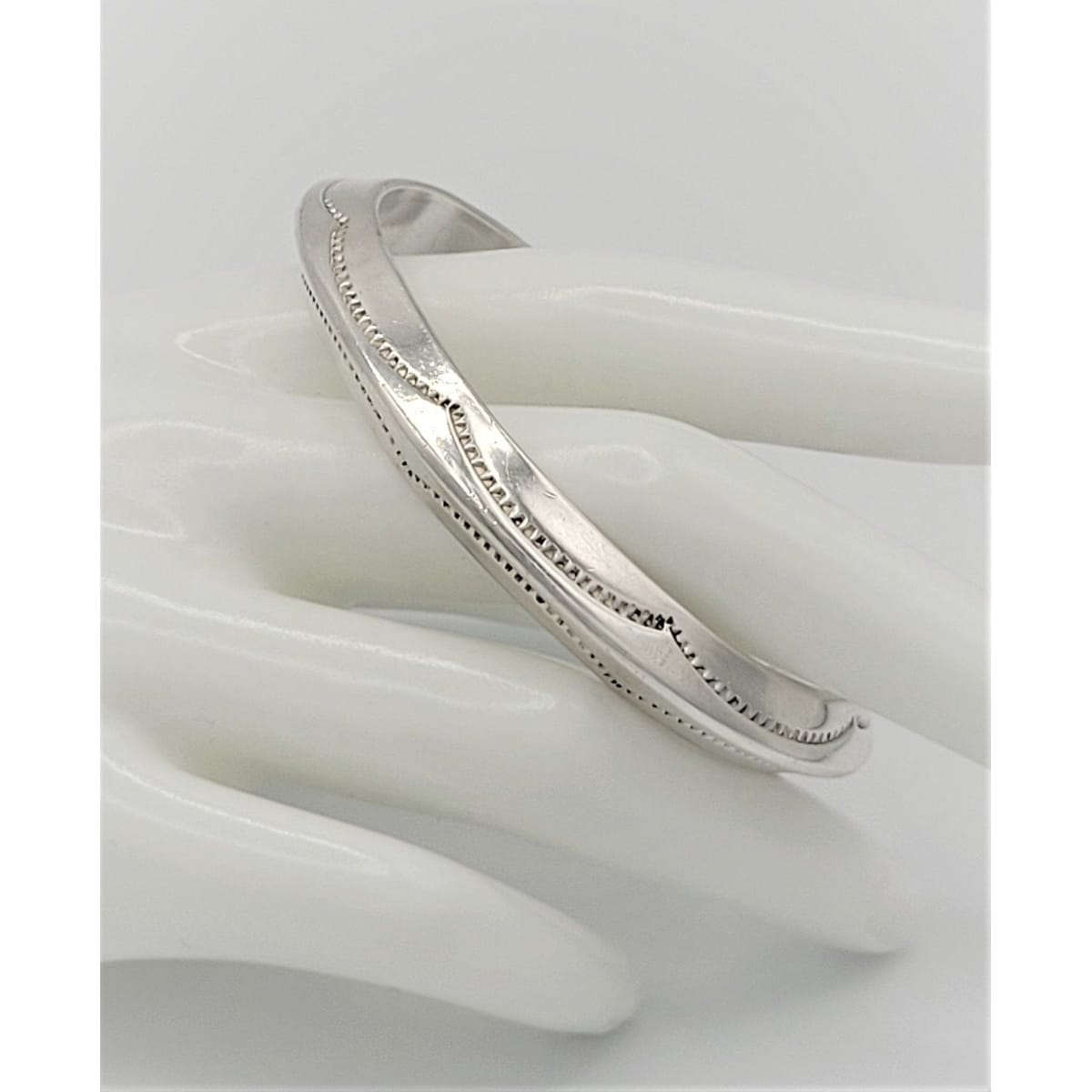 Vintage 925 Sterling Silver Nora TAHE Bill NAVAJO Thick Stamped Cuff Bracelet Unisex - Trendy MCM Home