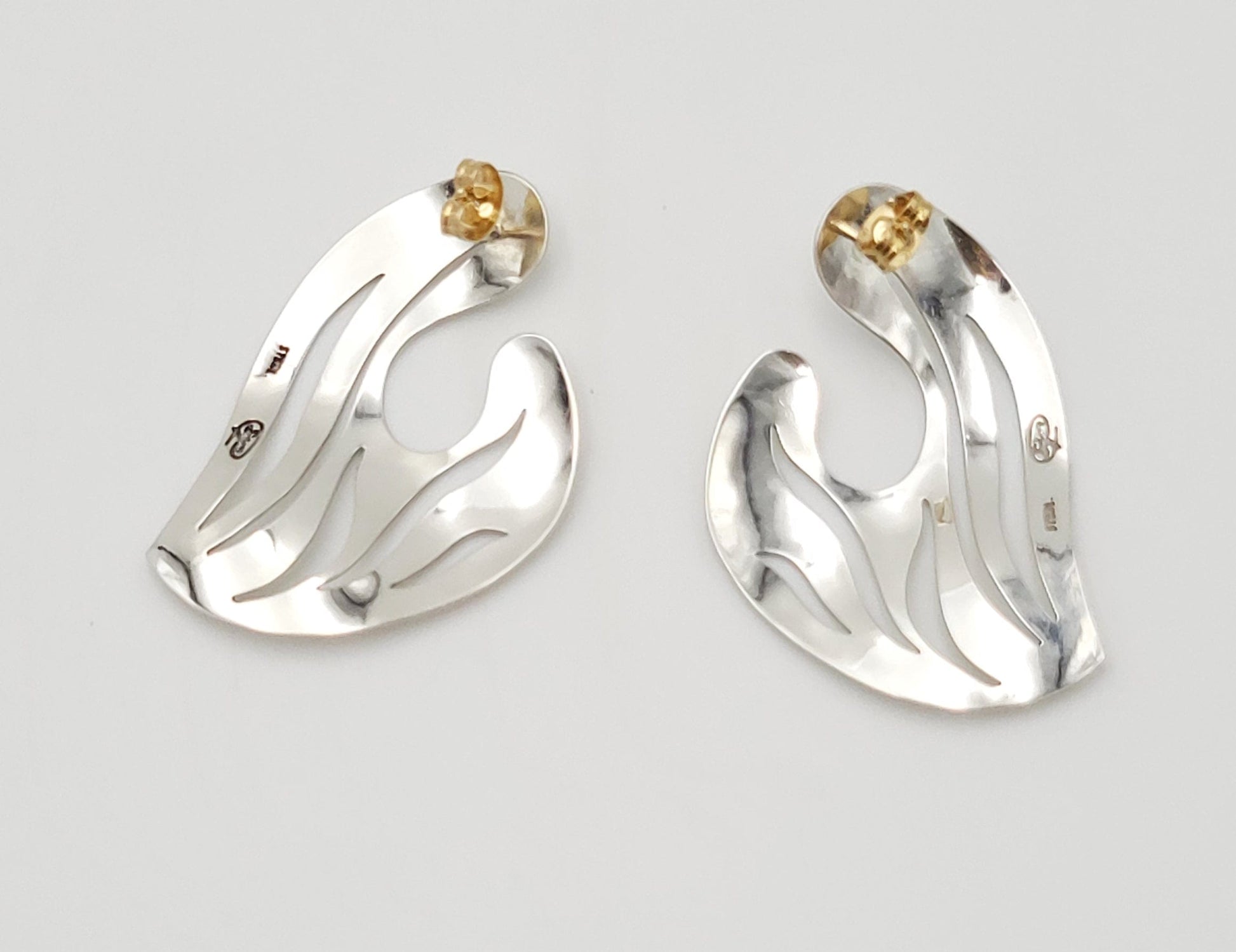 Sandra Baker Jewelry SYB Sandra "Sandy" Baker Abstract Modernist Sterling 14k Earrings Circa 1980s