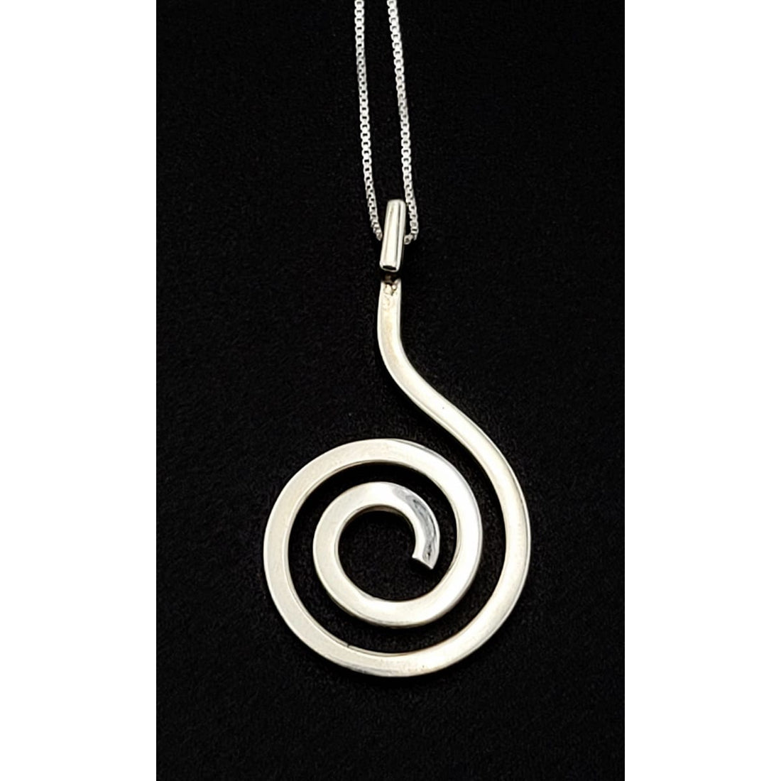 Sterling Silver Jewelry Vintage Sterling Silver Abstract Modernist Swirl Maze Pendant Necklace Circa 1980s