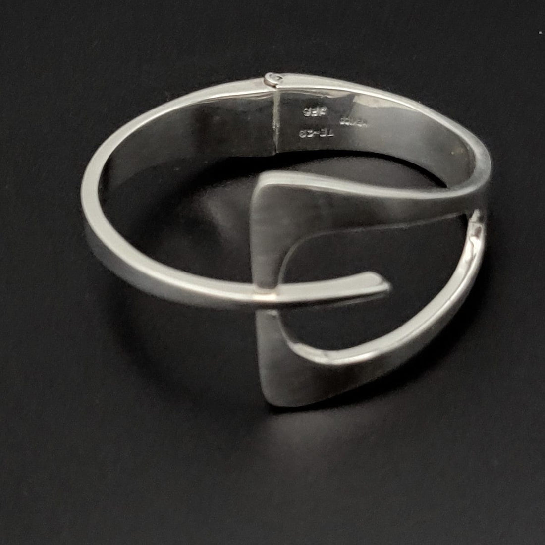 Taxco Sterling Jewelry Vintage Designer Sterling Modernist Taxco Clamper Bangle Bracelet