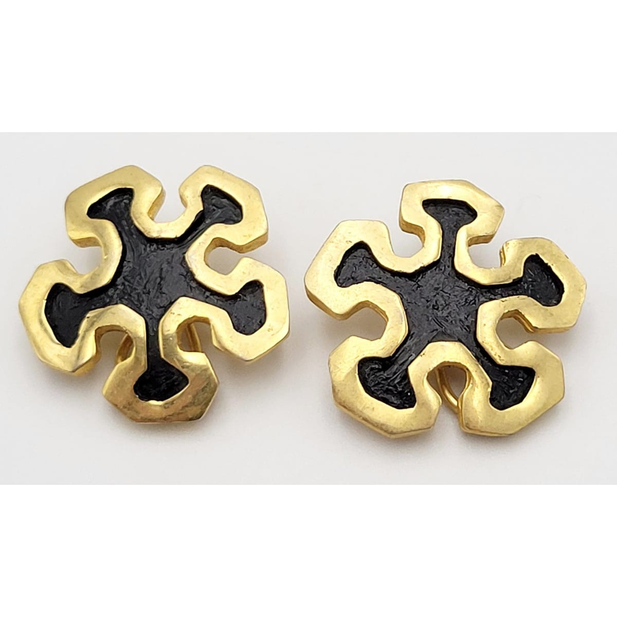 Tortolani Italy Jewelry Tortolani Italy Gold &amp; Black Enamel Flower Couture Runway Earrings 1980s