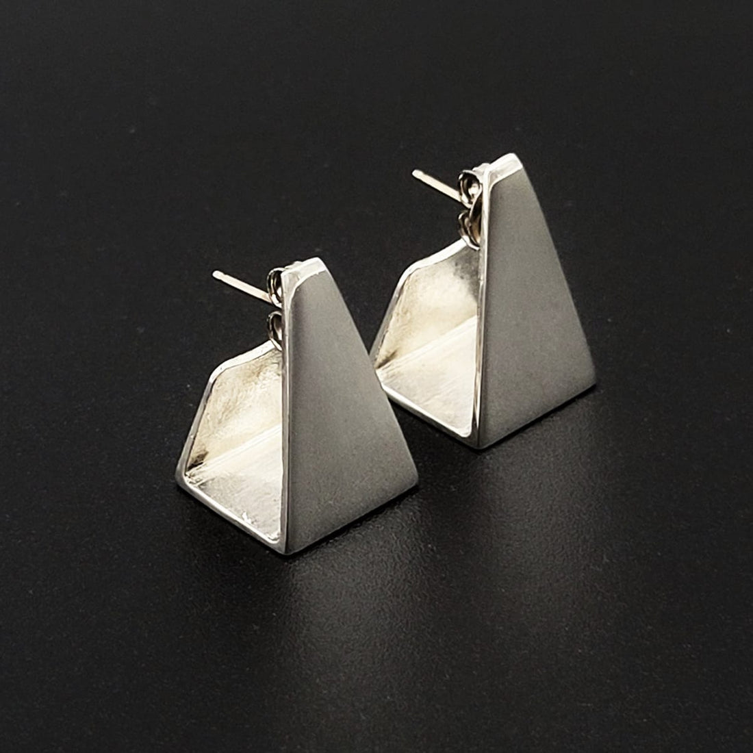 Vahan Sterling Jewelry Vintage Designer Alwan Vahan Sterling Silver Modernist Earrings