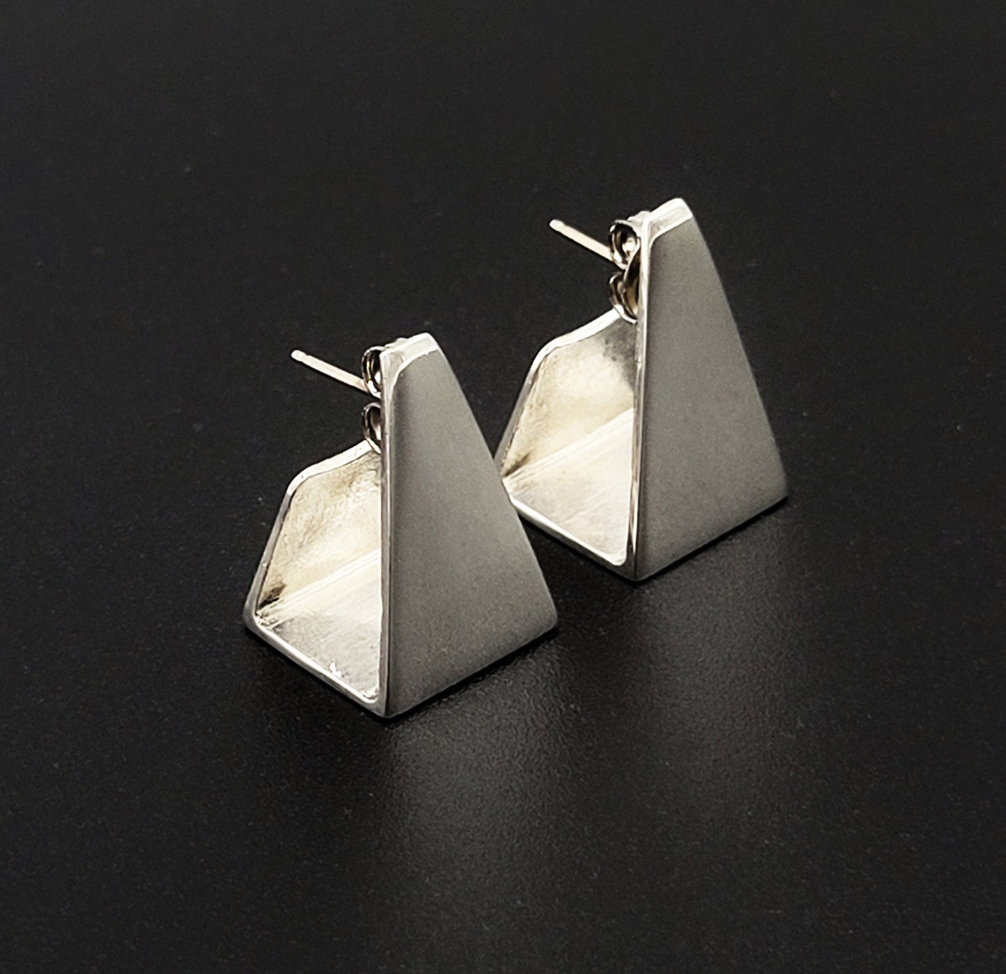 Vahan Sterling Jewelry Vintage Designer Alwan Vahan Sterling Silver Modernist Earrings