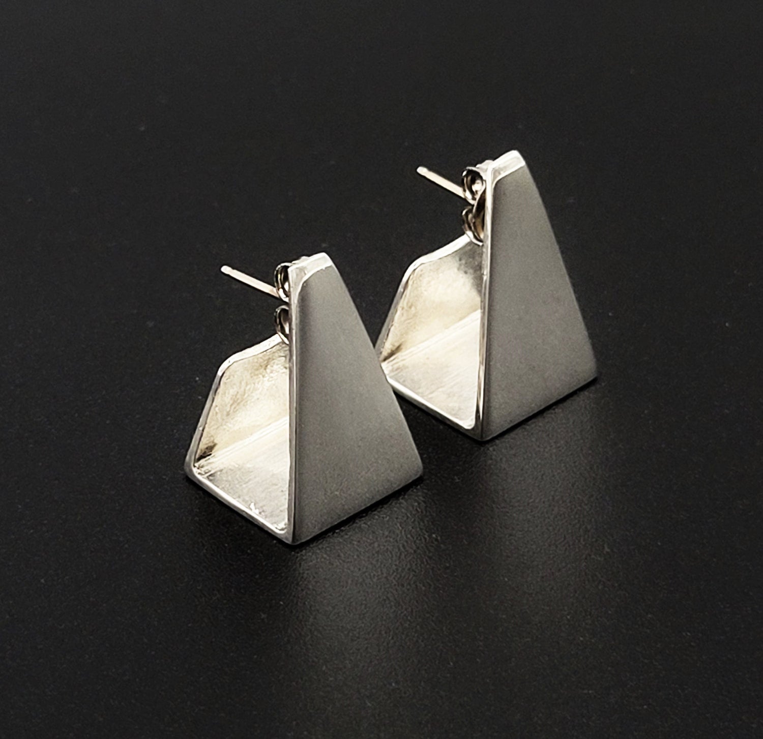 Vahan Sterling Jewelry Vintage Designer Alwan Vahan Sterling Silver Modernist Earrings