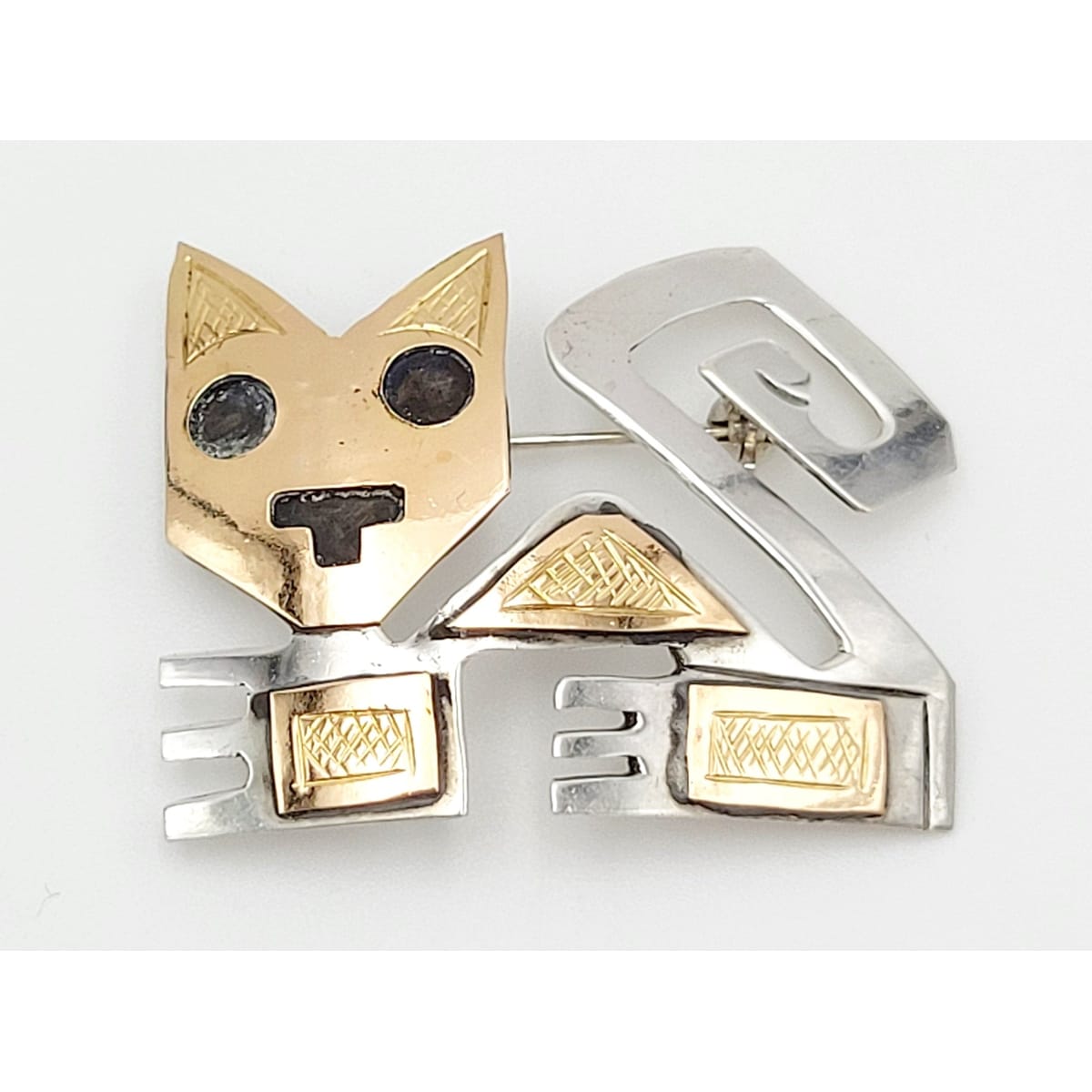 Vicky Peru Jewelry Peru Artist Vicky Sterling &amp; 18K Gold Inca Sacred Puma Cat Brooch - Signed 1960s