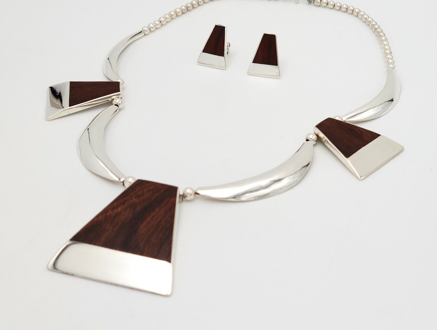 White Hogan Jewelry Superb RARE White Hogan Sterling Wood Modernist Necklace Earrings Set 70s