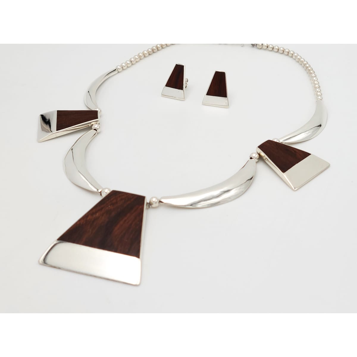 White Hogan Jewelry Superb RARE White Hogan Sterling Wood Modernist Necklace Earrings Set 70s