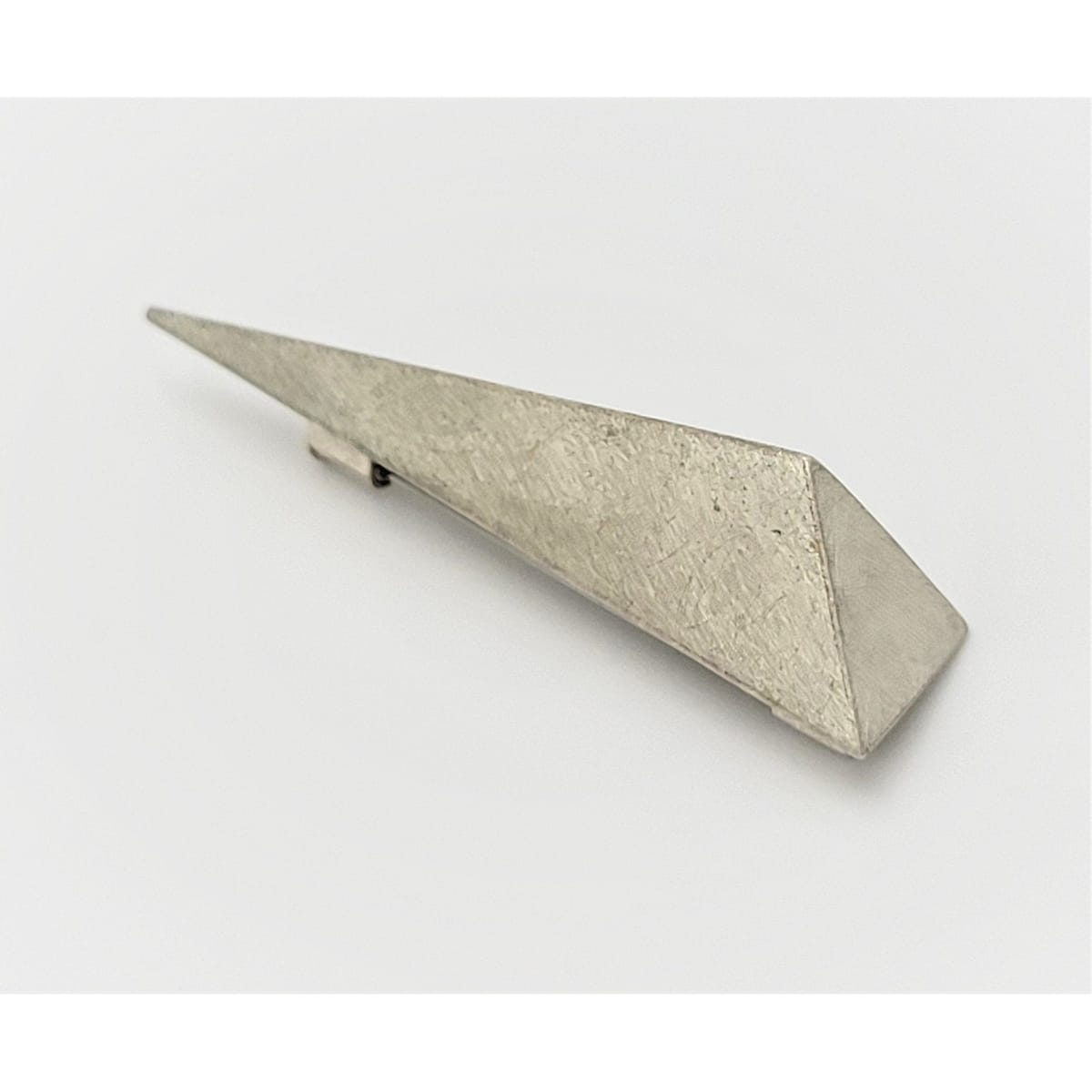 Zaremski Jewelry Retired 925S Zaremski HUGE 3-D Triangular Modernist Textured Brooch Pin Circa 1992